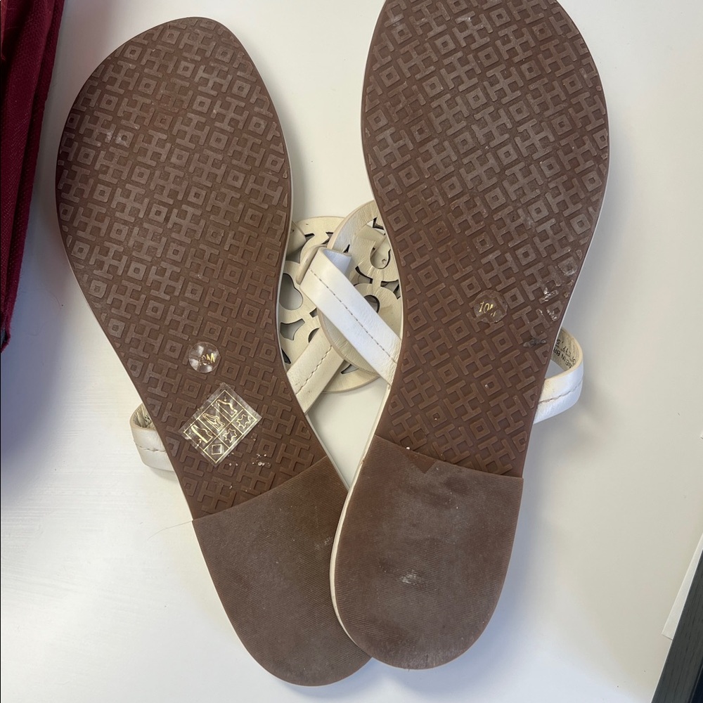 Tory Burch White Leather Sandals - Picture 2 of 3